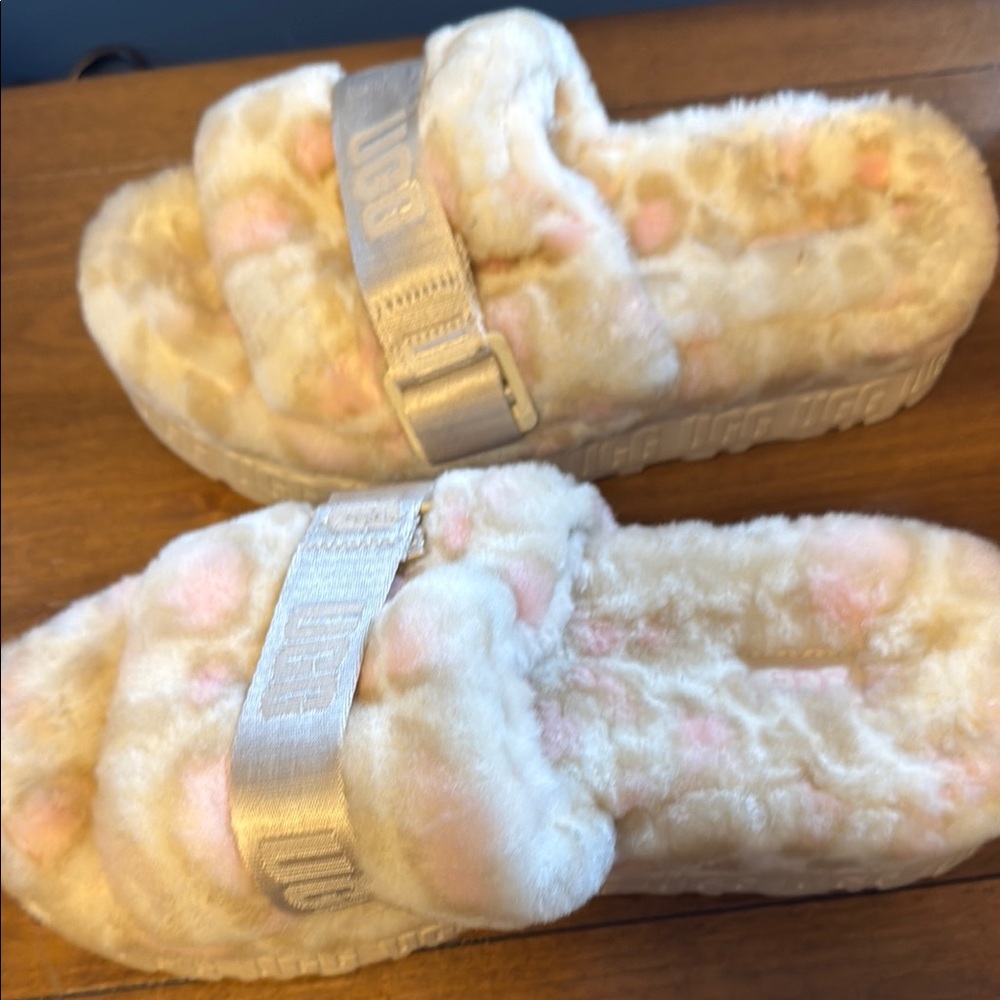 Ugg fuzzy slippers